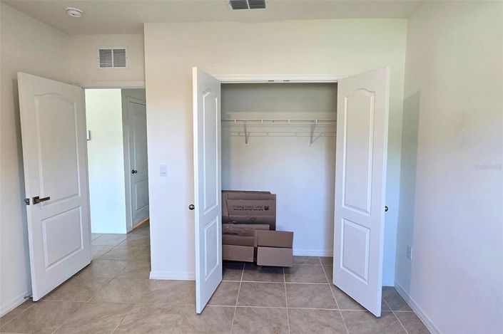 Image No.19-5 Bed House for sale