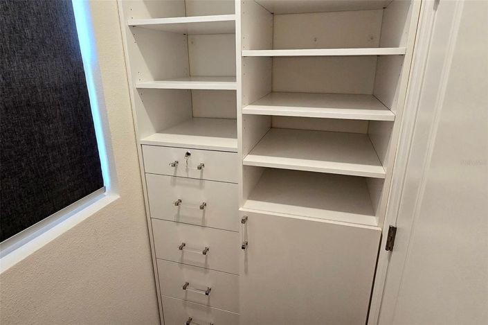 Image No.36-5 Bed House for sale