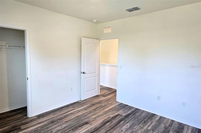 Image No.39-5 Bed House for sale