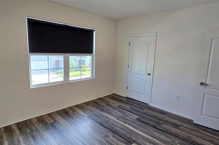 Image No.50-5 Bed Property for sale