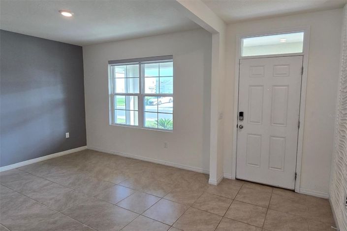 Image No.7-5 Bed House for sale