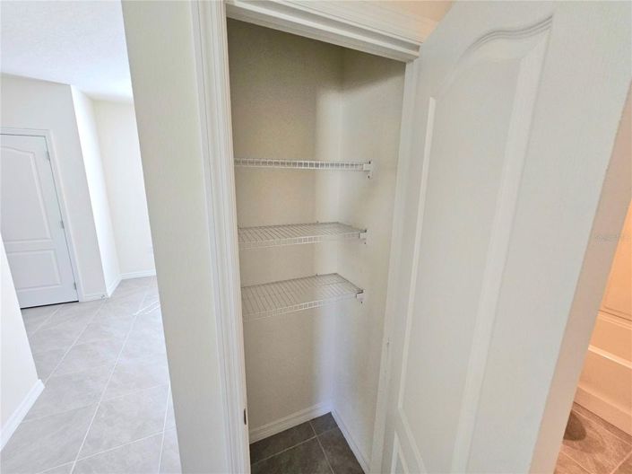 Image No.17-3 Bed House for sale