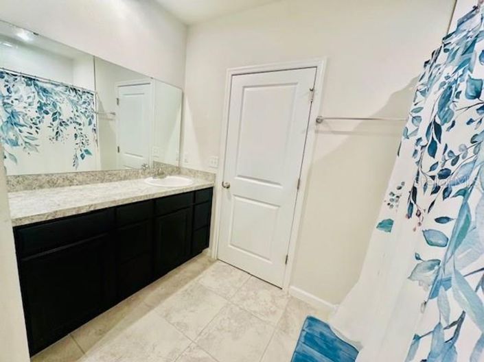 Image No.12-3 Bed House for sale