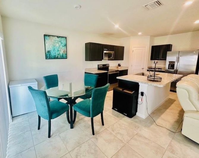 Image No.9-3 Bed House for sale