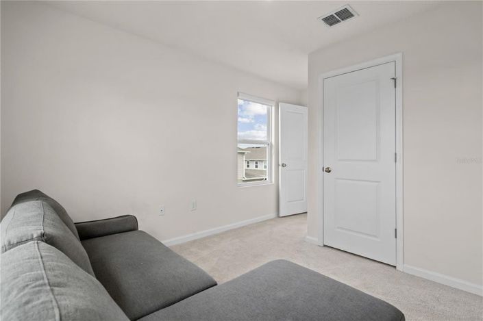 Image No.14-3 Bed Townhouse for sale