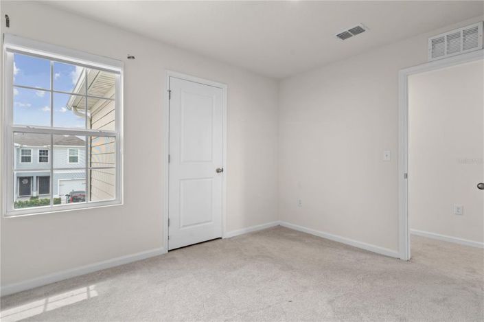 Image No.17-3 Bed Townhouse for sale