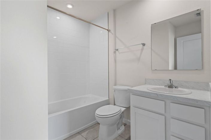 Image No.19-3 Bed Townhouse for sale