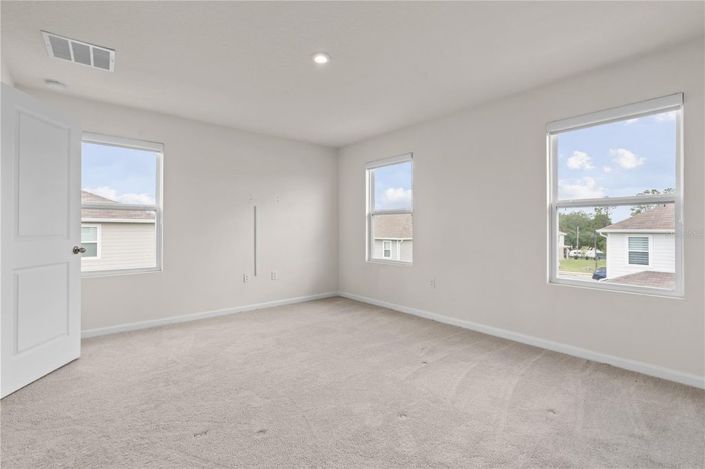 Image No.24-3 Bed Townhouse for sale