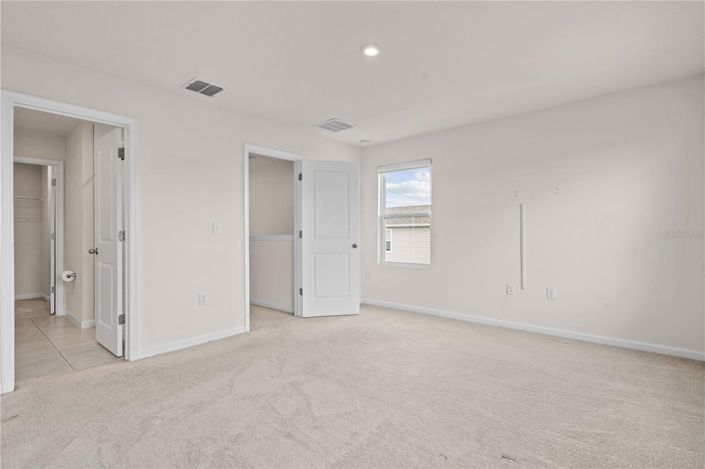 Image No.26-3 Bed Townhouse for sale