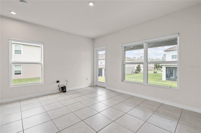 Image No.31-3 Bed Townhouse for sale