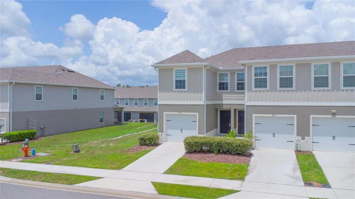 Image No.8-3 Bed Townhouse for sale