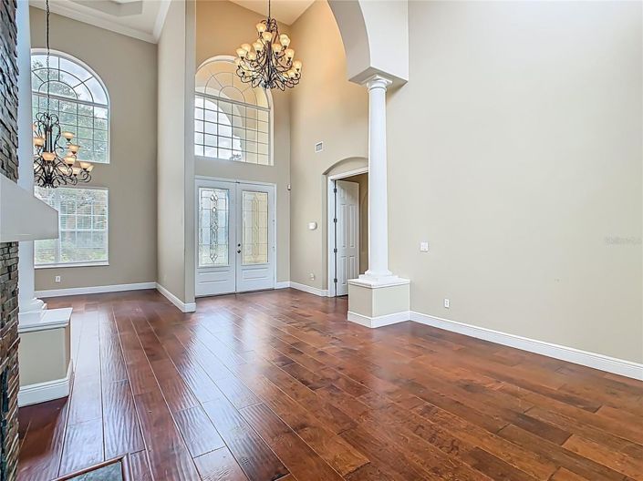 Image No.10-4 Bed House for sale