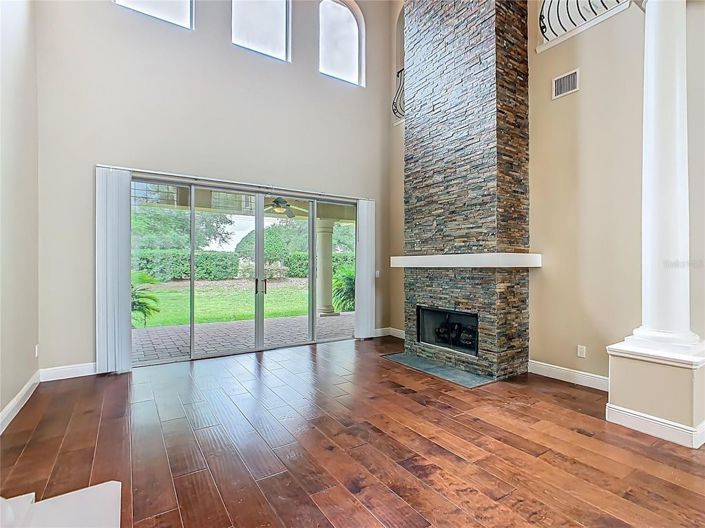 Image No.11-4 Bed House for sale