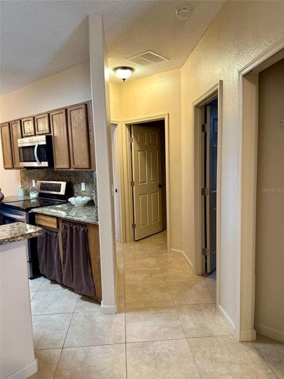 Image No.14-5 Bed House for sale