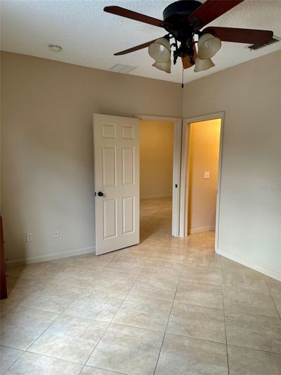 Image No.18-5 Bed House for sale