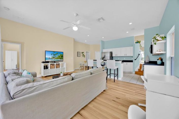 Image No.15-5 Bed House for sale