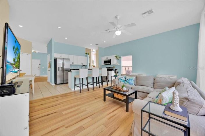 Image No.18-5 Bed House for sale