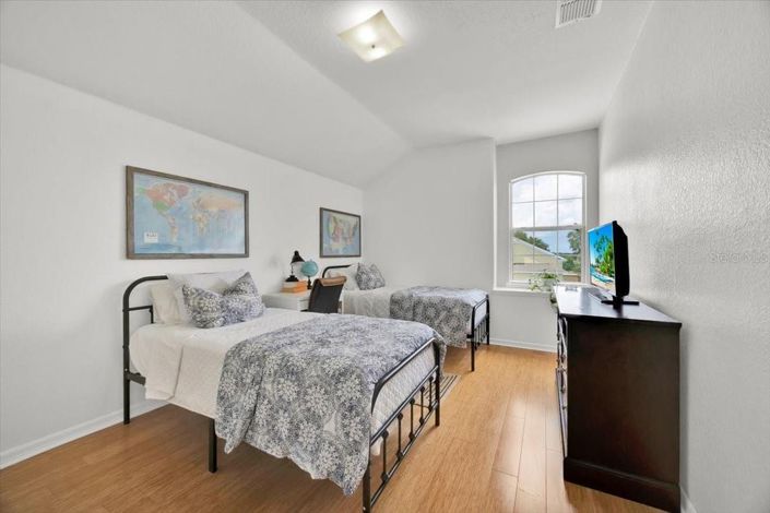 Image No.23-5 Bed House for sale