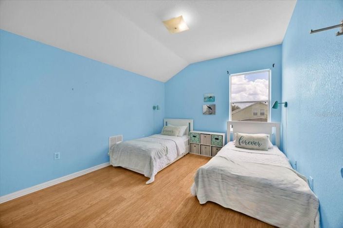 Image No.27-5 Bed House for sale