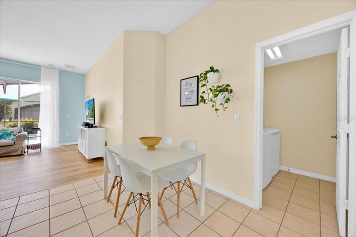 Image No.10-5 Bed House for sale