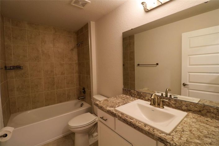 Image No.19-3 Bed House for sale