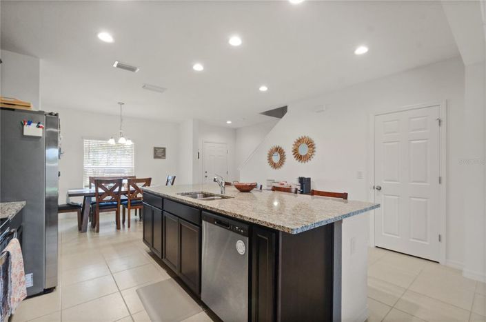 Image No.11-3 Bed Townhouse for sale