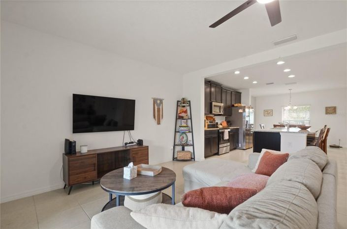 Image No.16-3 Bed Townhouse for sale