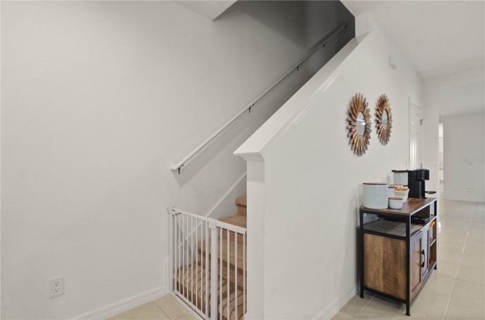 Image No.18-3 Bed Townhouse for sale