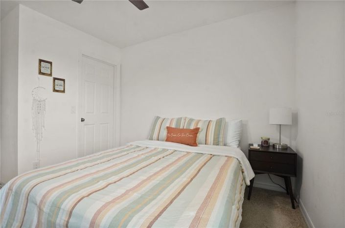 Image No.26-3 Bed Townhouse for sale