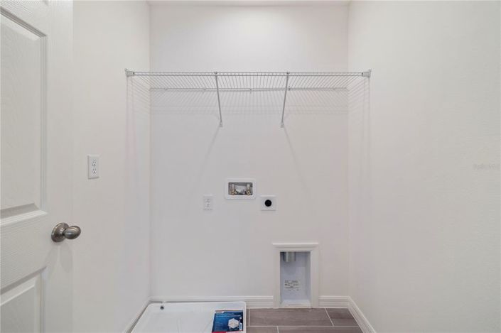 Image No.6-Propriété de 4 chambres à vendre à Davenport