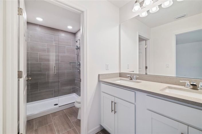 Image No.9-Propriété de 4 chambres à vendre à Davenport