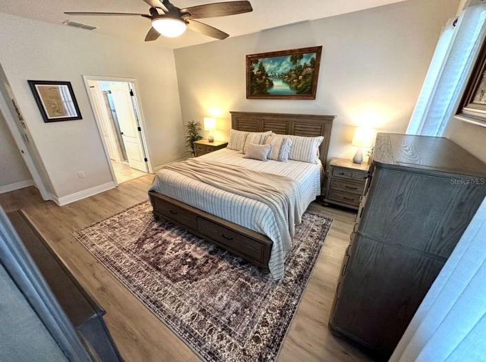 Image No.16-4 Bed House for sale