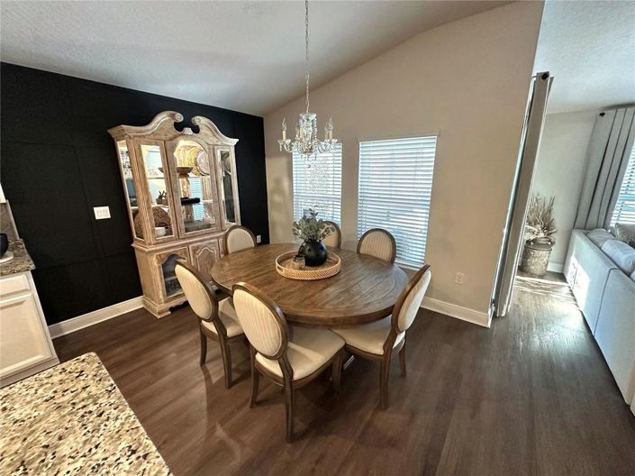 Image No.9-4 Bed House for sale