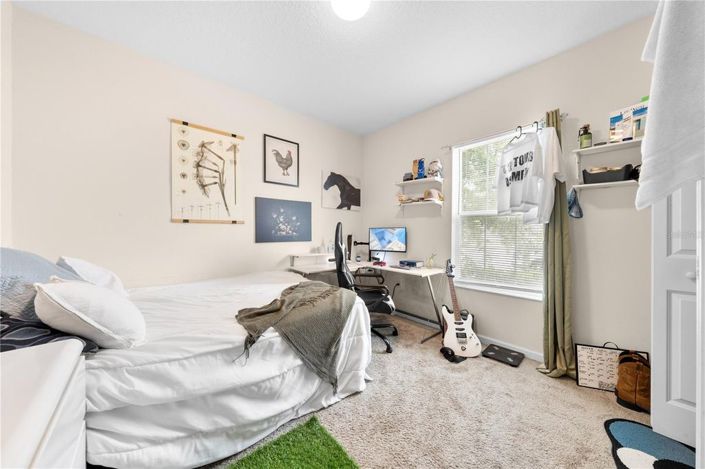 Image No.23-4 Bed House for sale