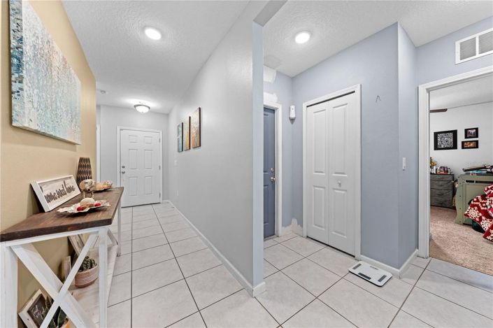 Image No.24-4 Bed House for sale