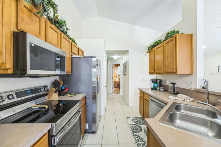 Image No.10-4 Bed House for sale