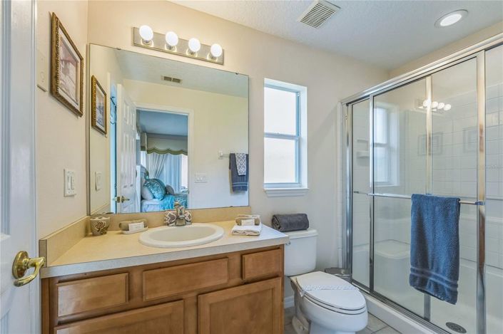 Image No.17-4 Bed House for sale