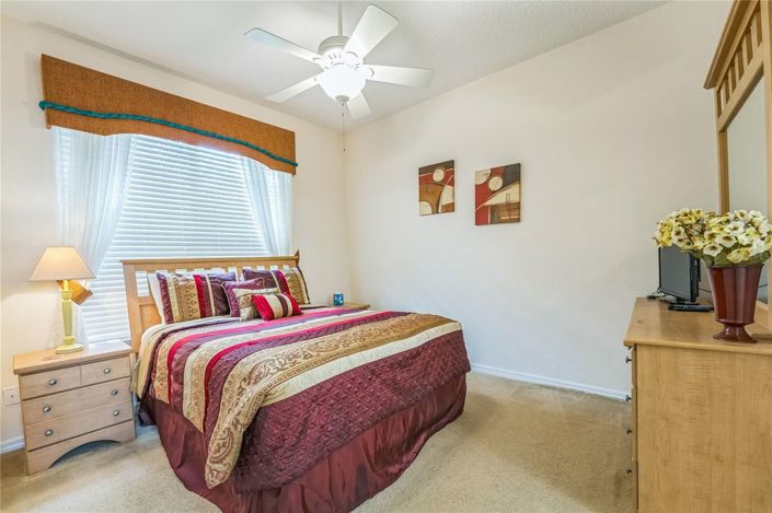 Image No.18-4 Bed House for sale