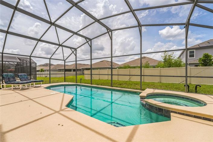 Image No.27-4 Bed House for sale