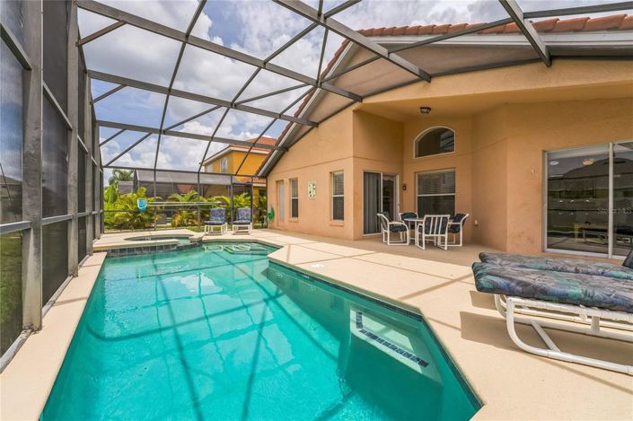 Image No.3-4 Bed House for sale