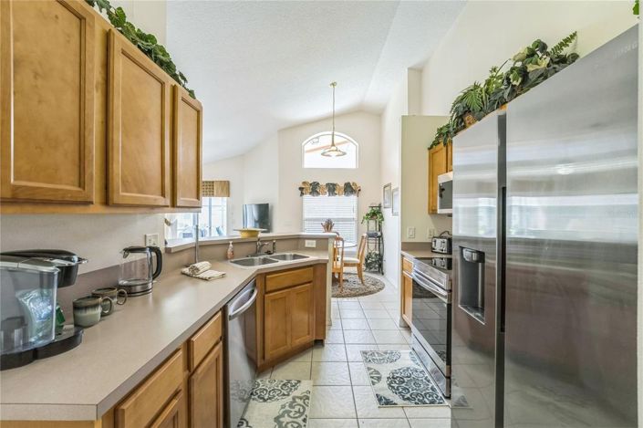 Image No.9-4 Bed House for sale