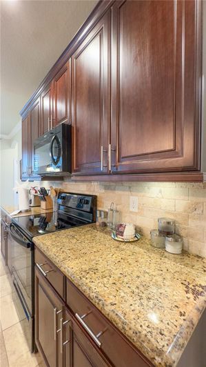 Image No.11-5 Bed House for sale