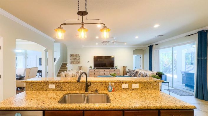 Image No.15-5 Bed House for sale