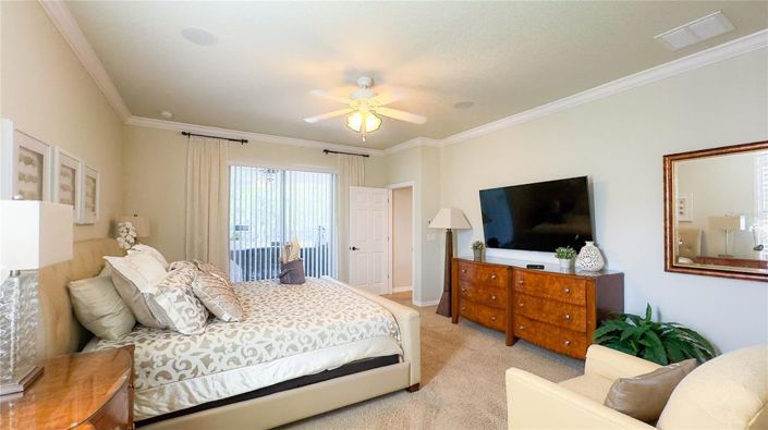 Image No.24-5 Bed House for sale