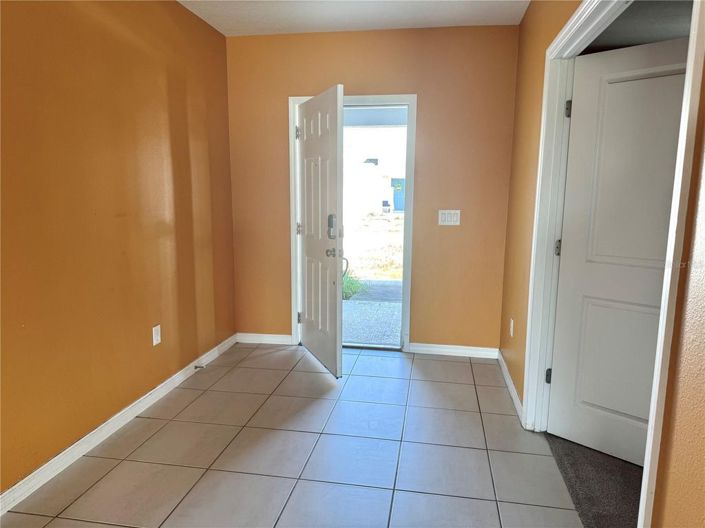 Image No.4-5 Bed House for sale