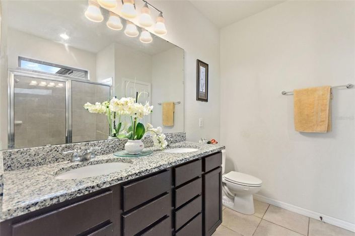 Image No.20-4 Bed House for sale