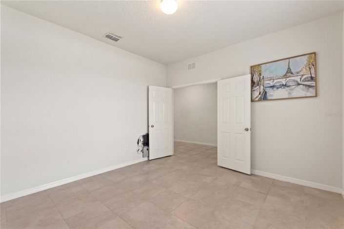 Image No.26-4 Bed House for sale