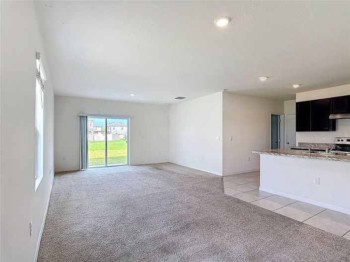 Image No.5-5 Bed House for sale