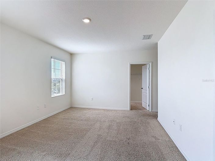 Image No.9-5 Bed House for sale