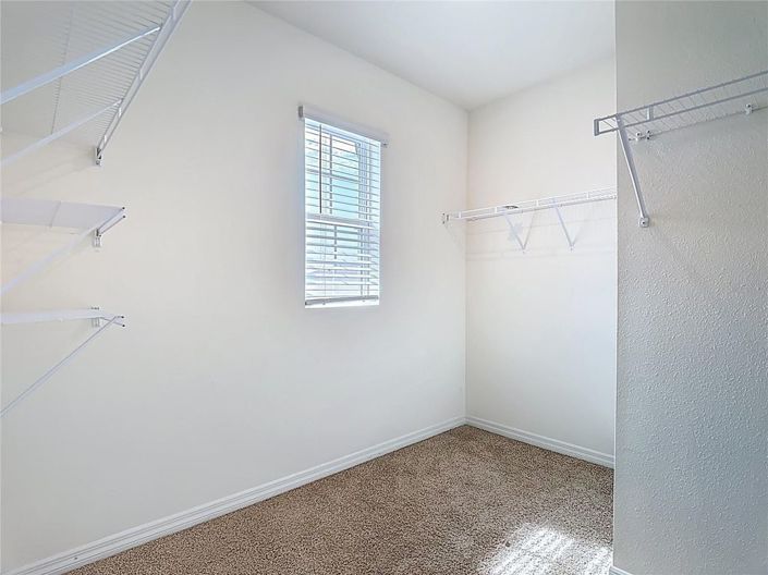 Image No.10-5 Bed House for sale